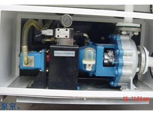 A válvula hidráulica importada é usada para controlar o motor, o qual faz com que a bomba centrífuga de aço inoxidável funcione corretamente.